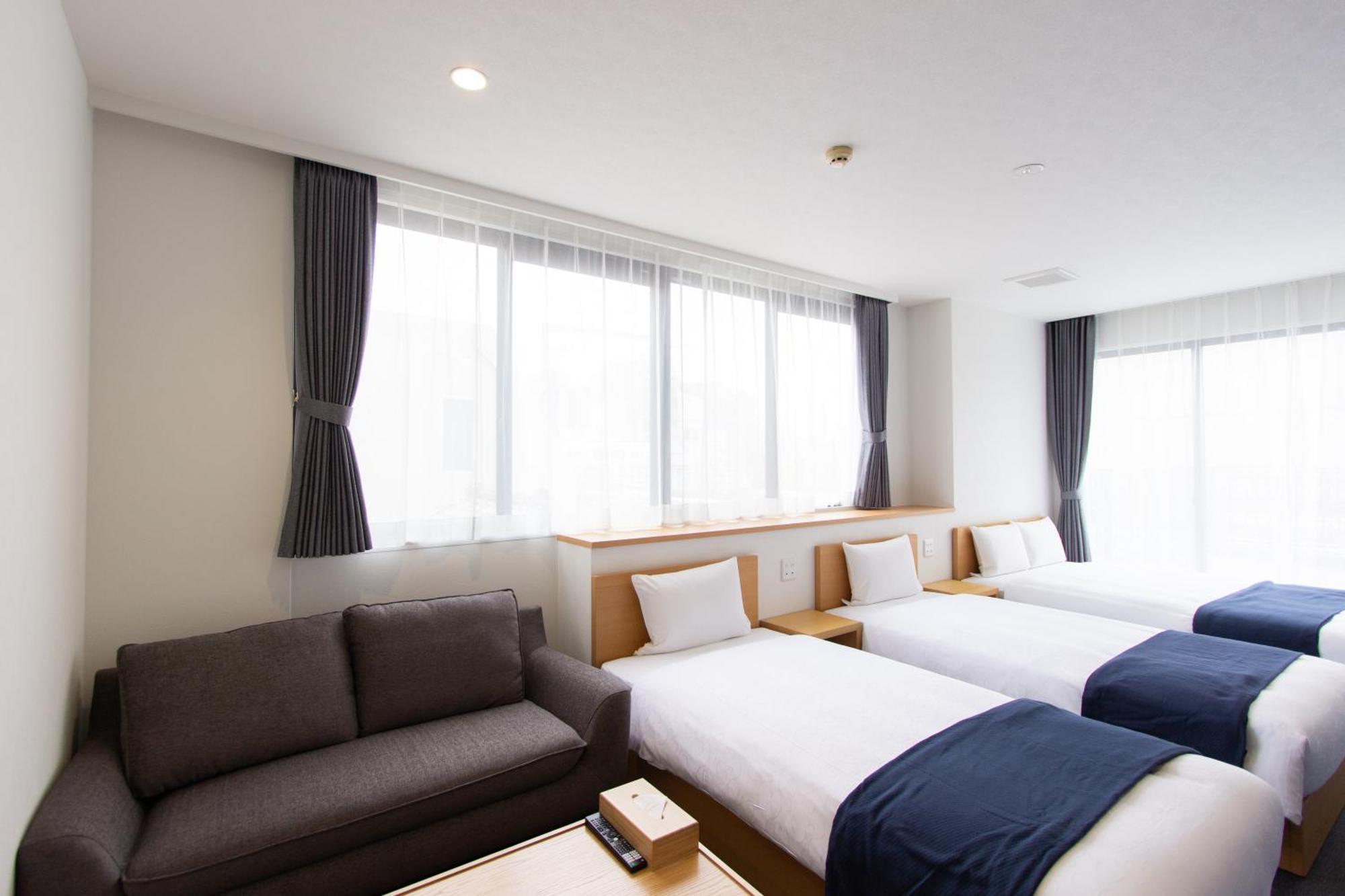 Apartment Neo Field Nakasu *